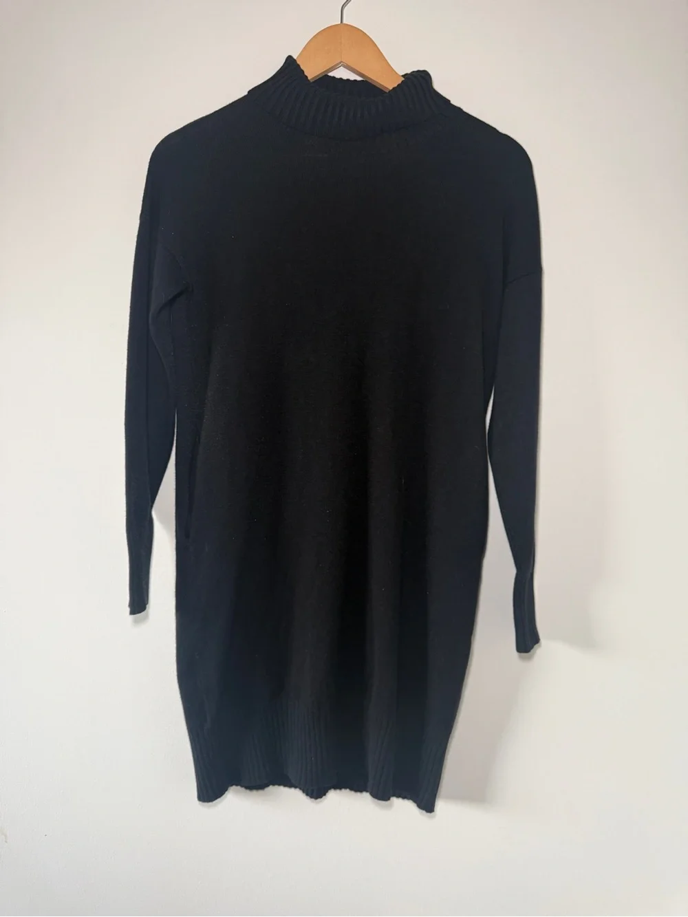 Lululemon Softer Still Cashmere Blend Black Sweater Dress XS